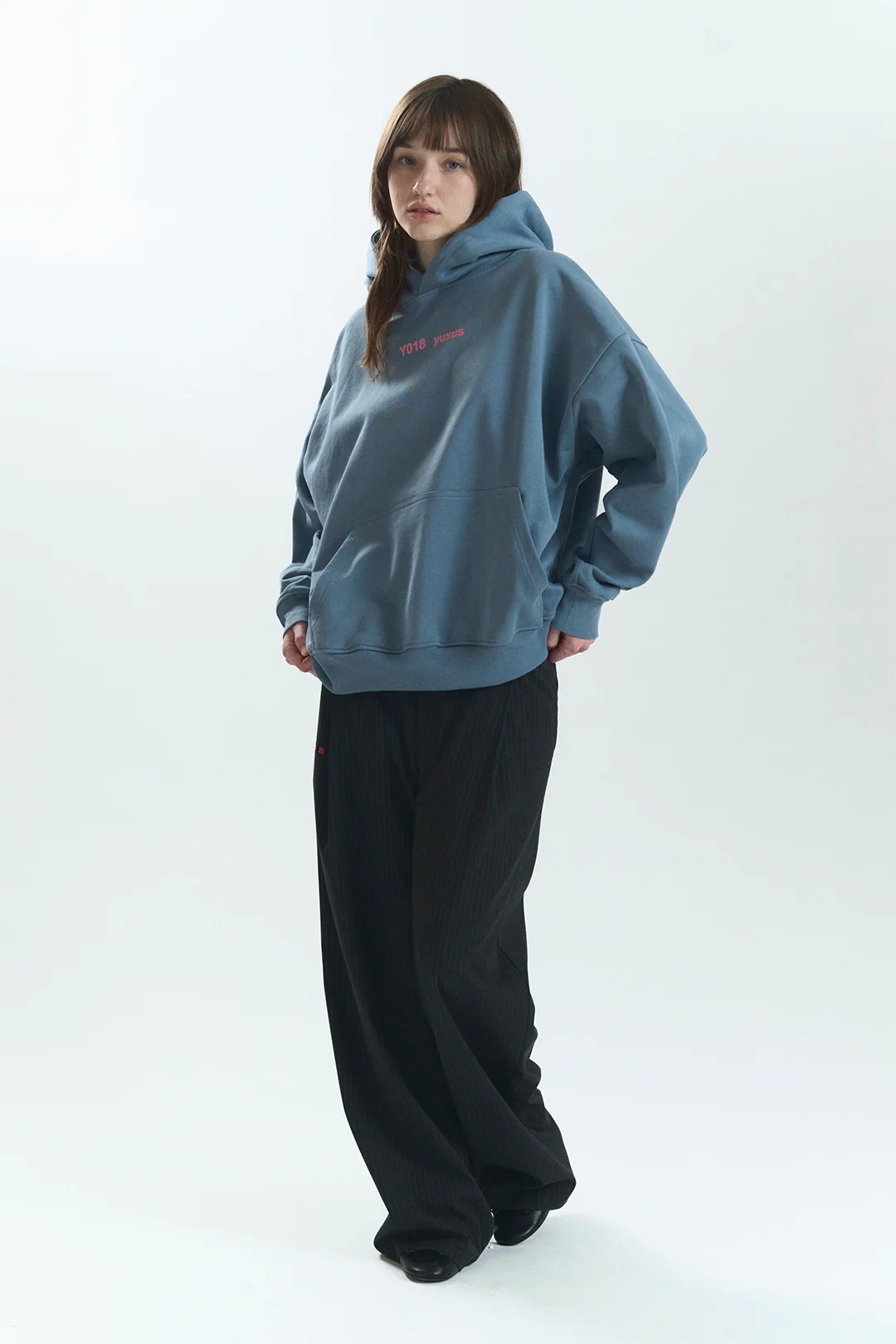 DAILY LOWERCASE HOODIE BLUE