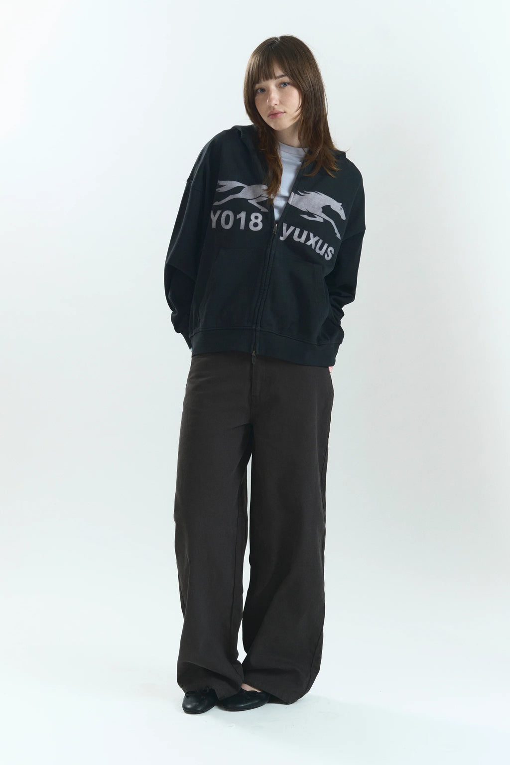 GARN LOWERCASE ZIP BLACK