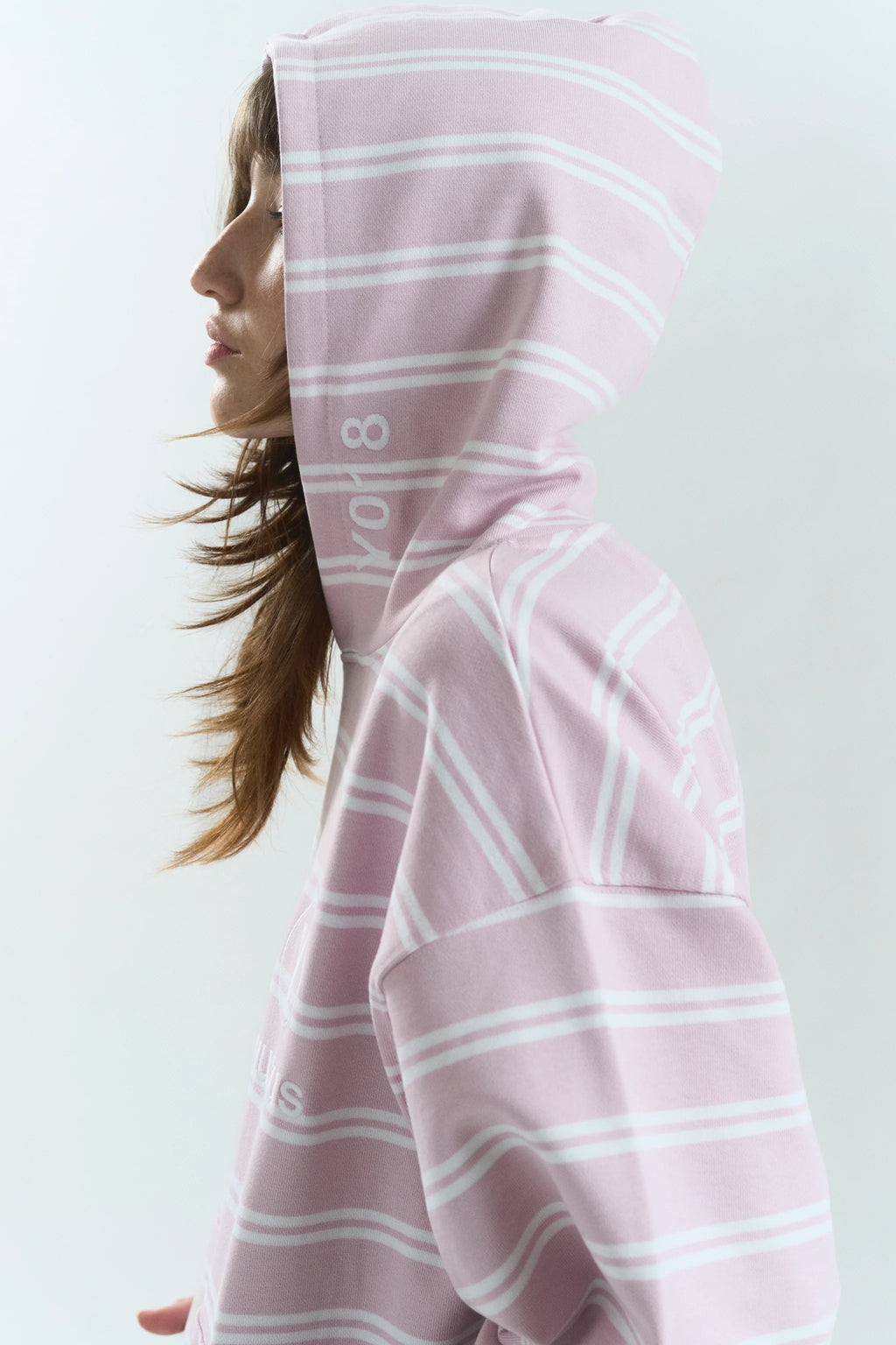 SKIN LOWERCASE HOODIE PINK