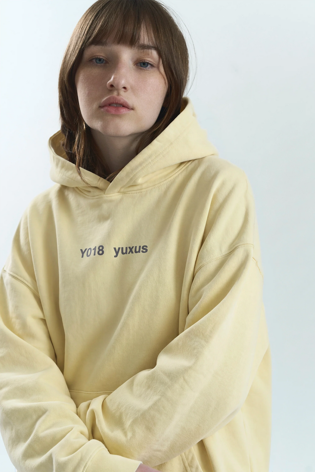 DENSE LOWERCASE HOODIE YELLOW