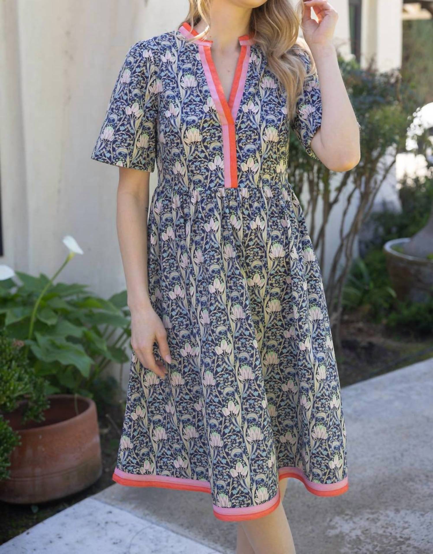 Voy - Vintage Midi Dress