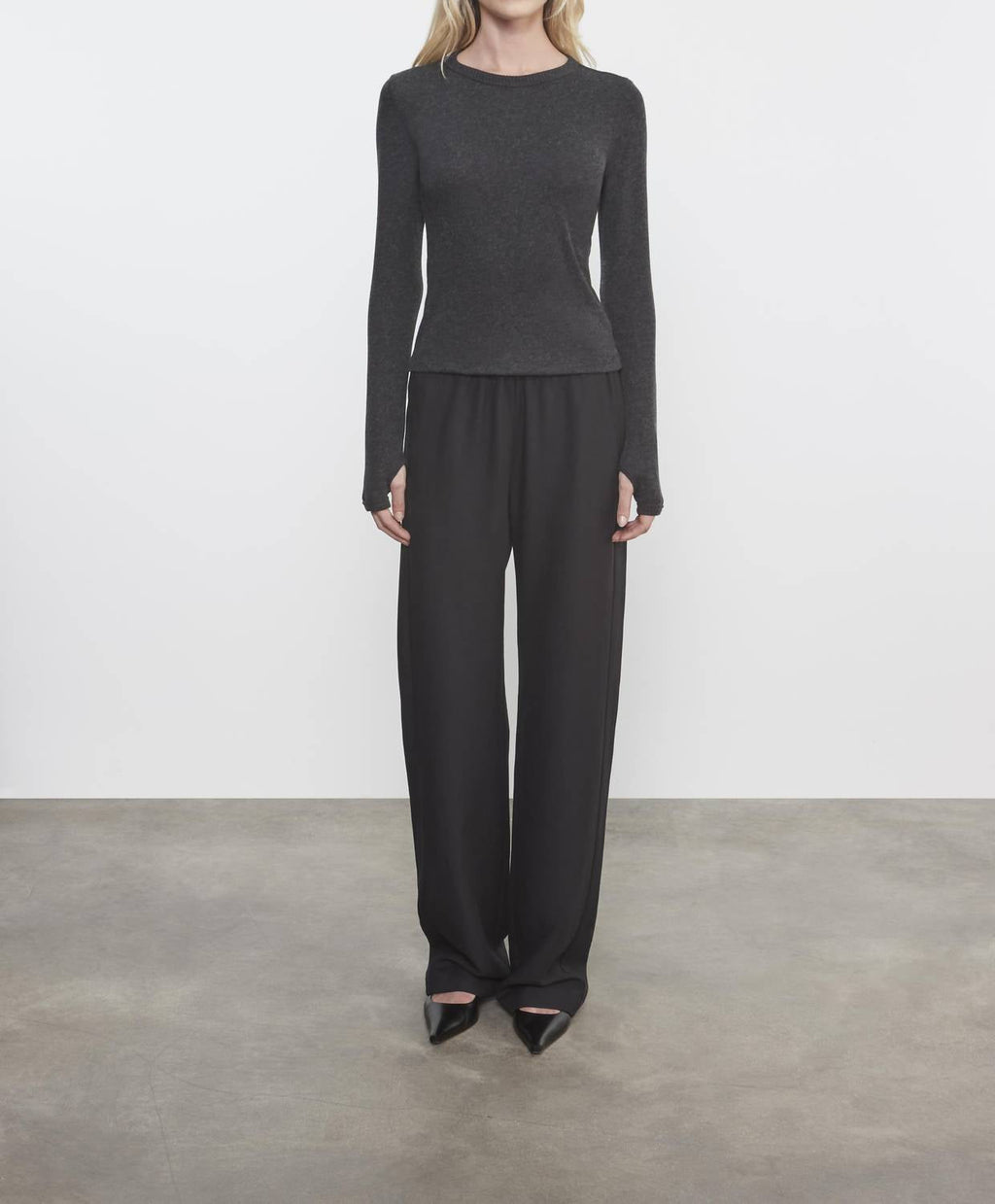 Enza Costa - CASHMERE NEW CLASSIC LONG SLEEVE CREW TOP