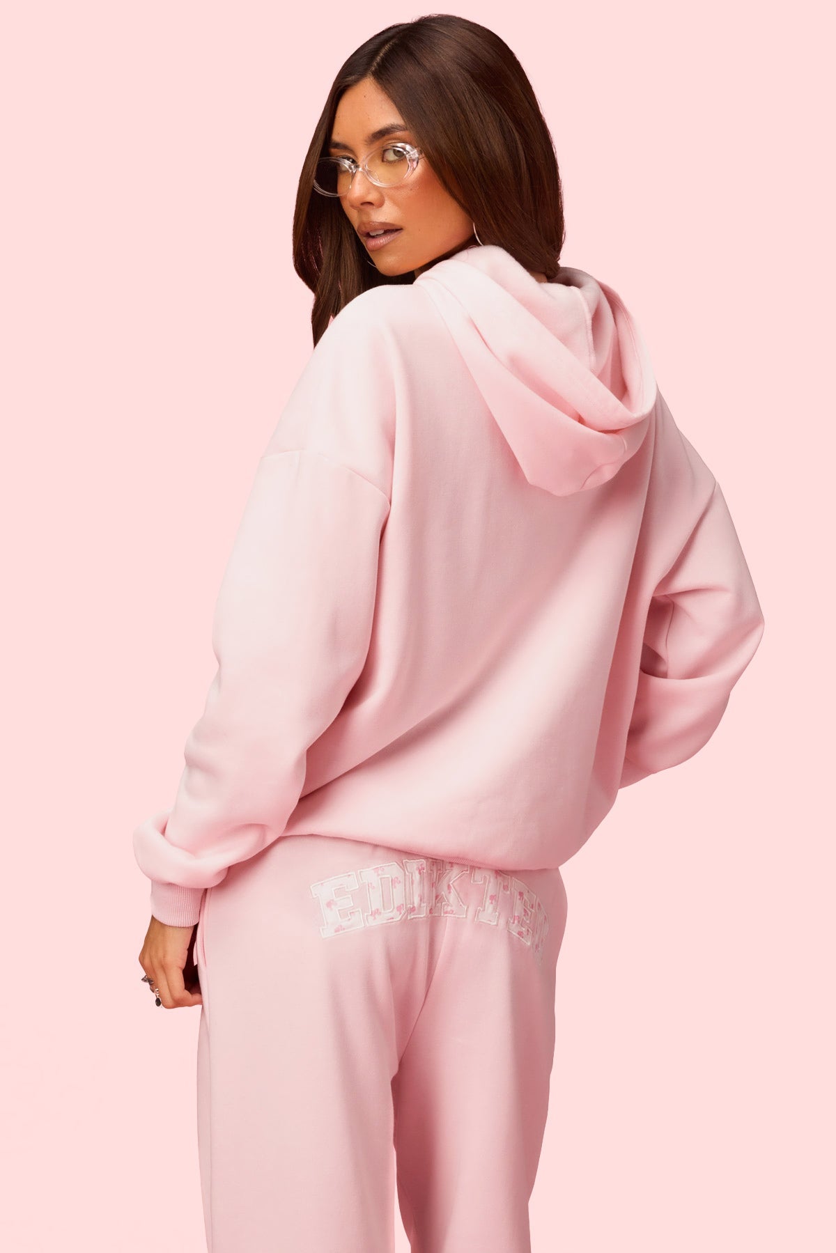 Edikted Hearts Barbie? Oversized Hoodie